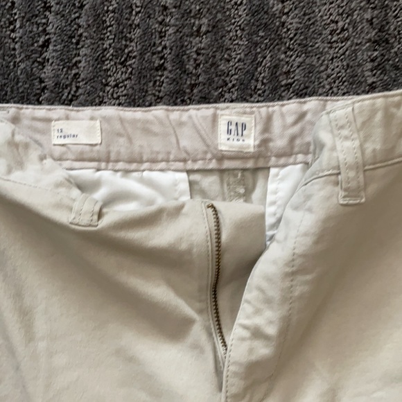 Gap Kids boys Tan shorts Size 12 regular - Picture 3 of 7